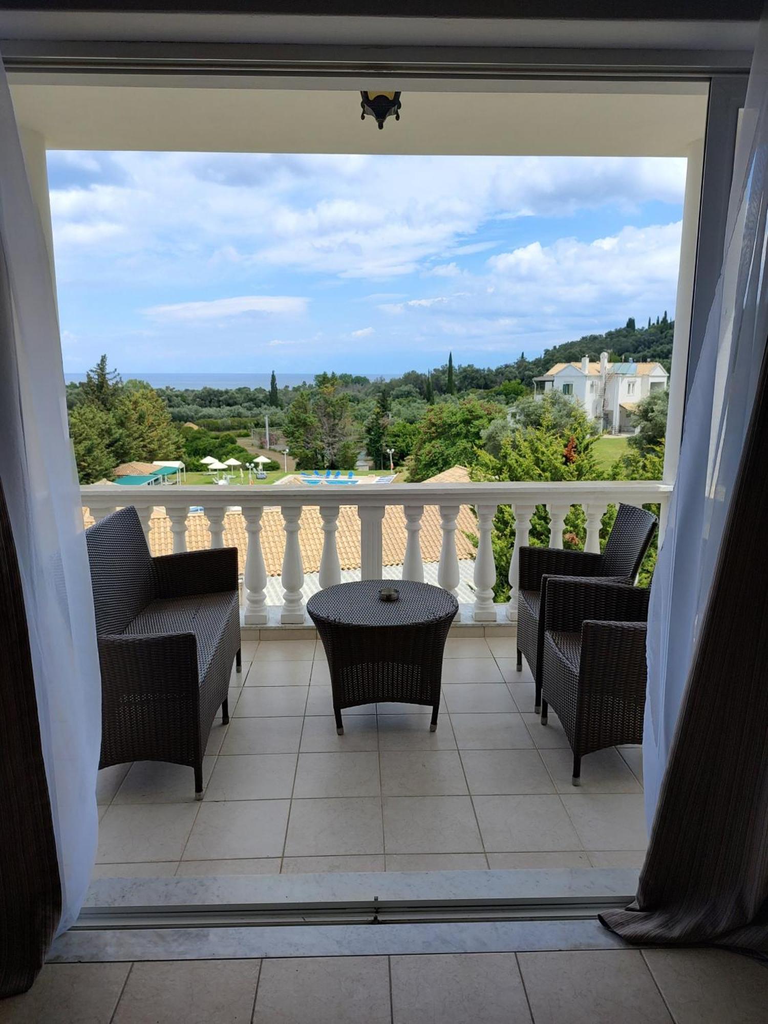 Rebecca'S Village Corfu Hotel Karousades  Luaran gambar